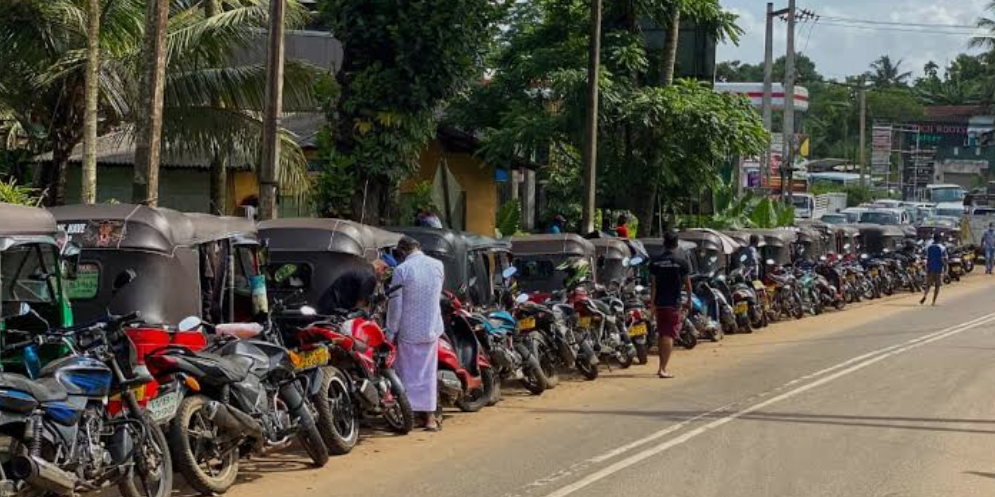 Krisis BBM, Sri Lanka Tetapkan Sistem Penjatahan BBM per Pekan